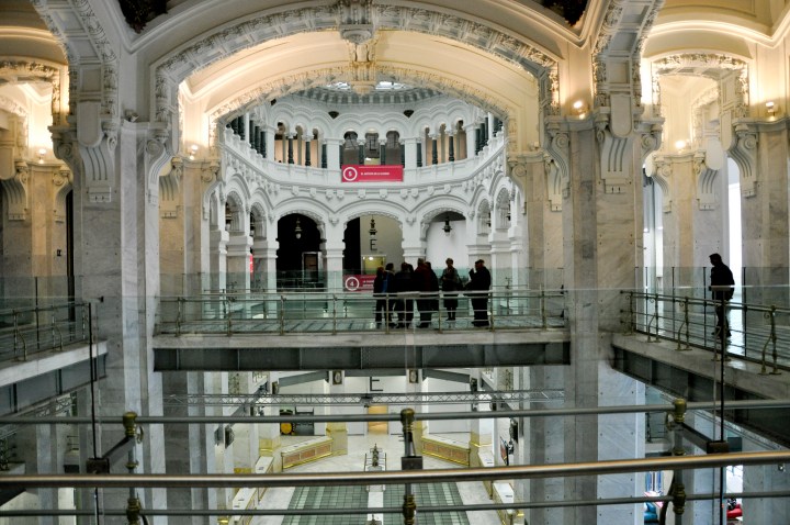 8204678729_4c50fec81c_h