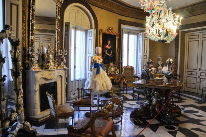 8269809531_4b31896344_b