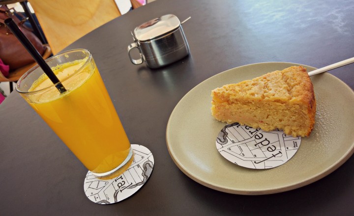 27381944555_565e2aa766_h