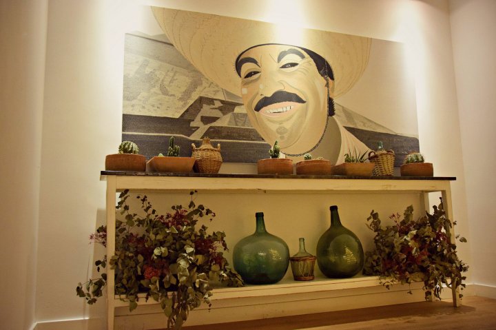 30418604140_42e0f57349_h