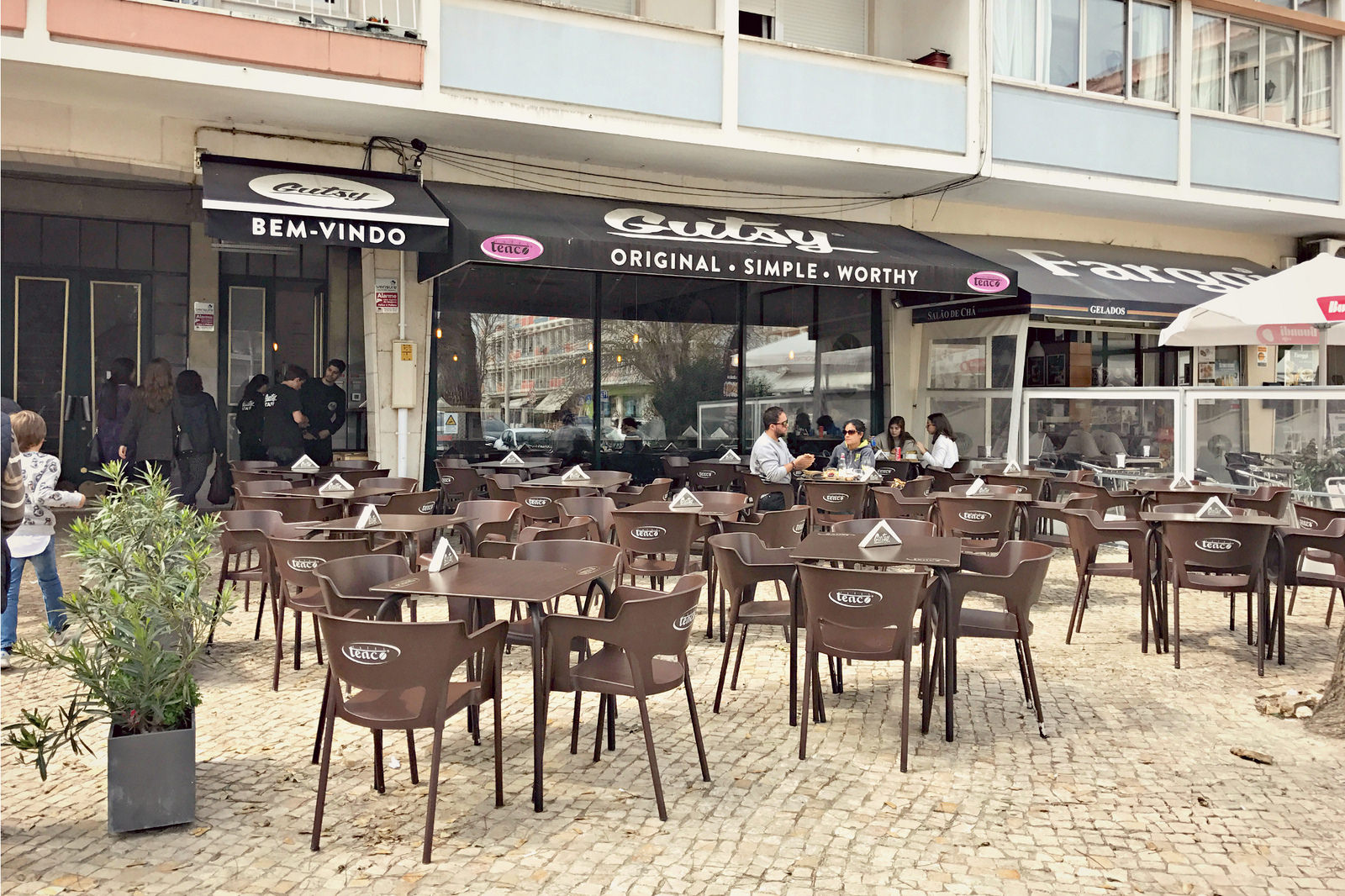 33426817451_55a522d3e0_h